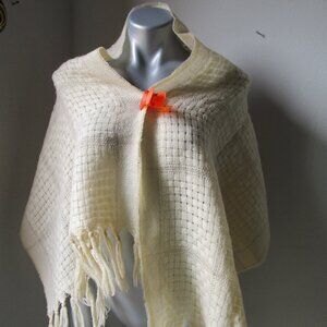 Beige lightweight wool shawl w gold theads. 56x18 + 4 inch tassels. Vtg 1960s